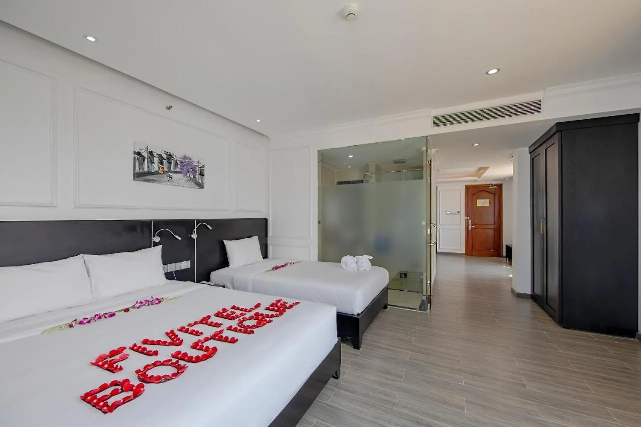 Hotel Fivitel Boutique Da Nang 4*,